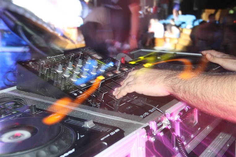 Lebanon Largest FOAM Party 3 (1)